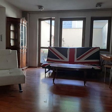 Pleasant Apartment Under The Bratislava Castle Luaran gambar